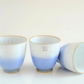 Afbeelding Cloudy blue teacup